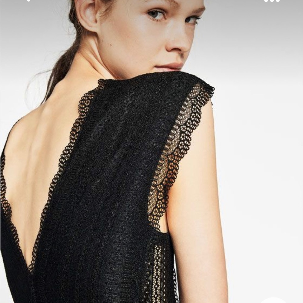 ✨Host pick✨ Black Lace, Deep V Neck Bodysuit | Zara | Size M | Elegant & Sexy